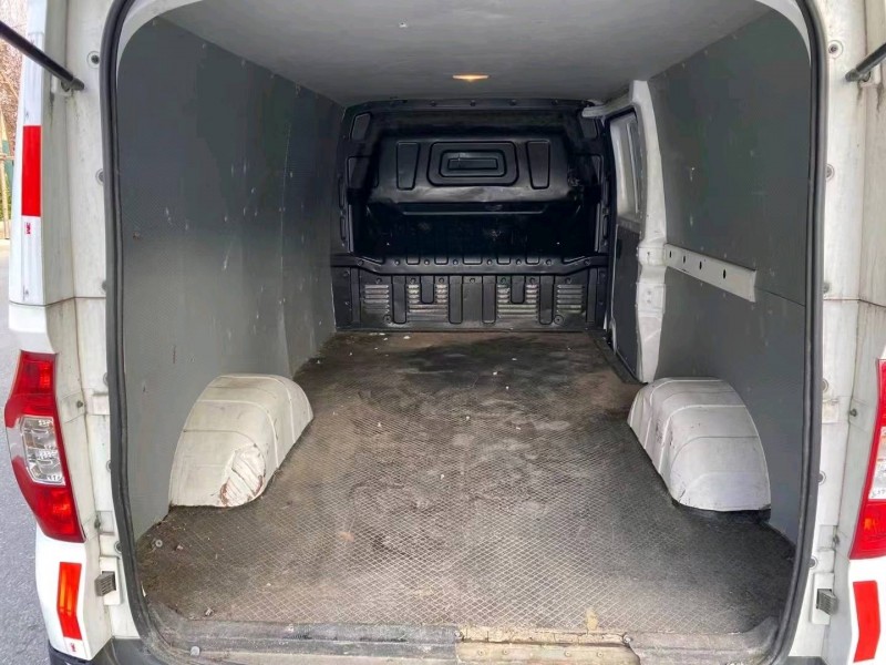 焦作20年大通EV30L4