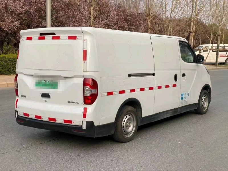 焦作20年大通EV30L8