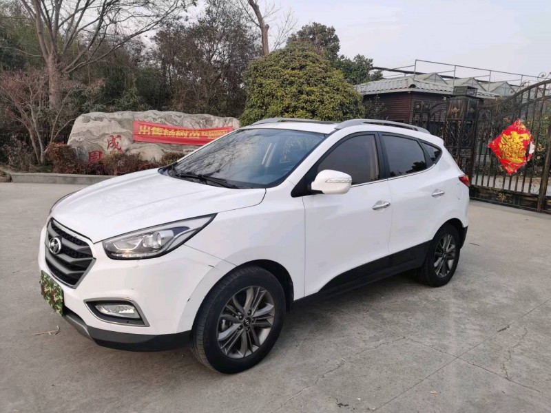 徐州17年现代ix353