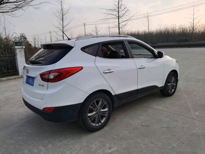 徐州17年现代ix356