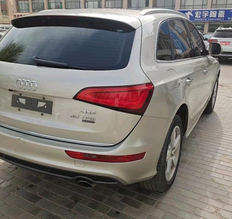 衡陽18年奧迪Q58