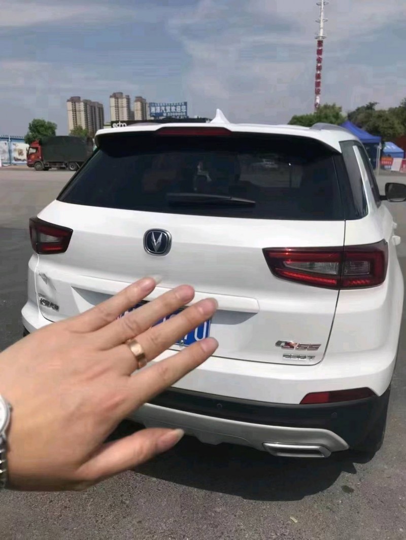婁底19年長安汽車CS556