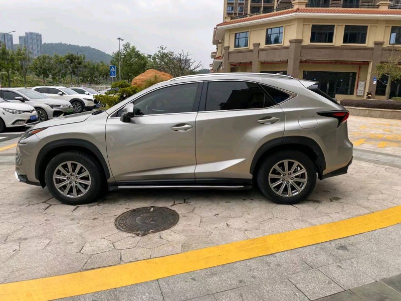 廣州17年雷克薩斯NX8