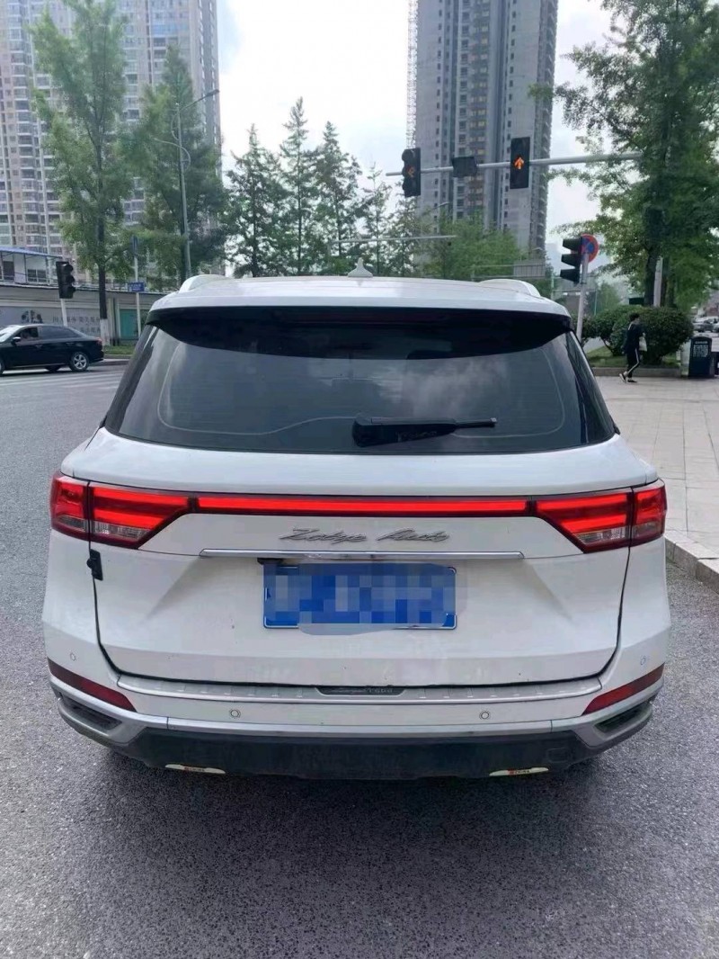 貴陽18年眾泰T5005