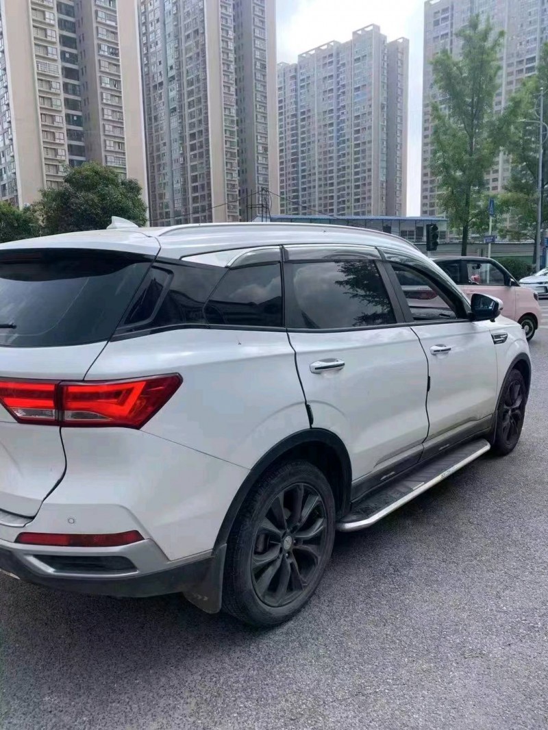 貴陽18年眾泰T5006