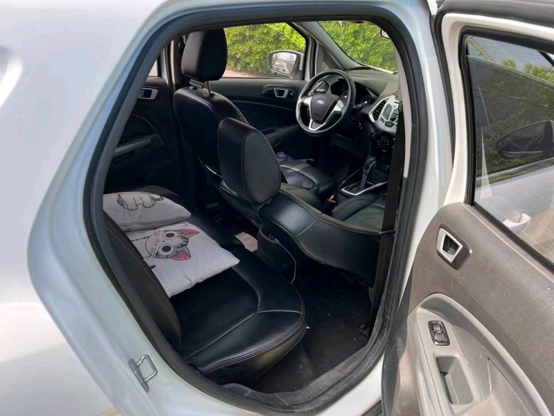 烟台15年福特翼搏8