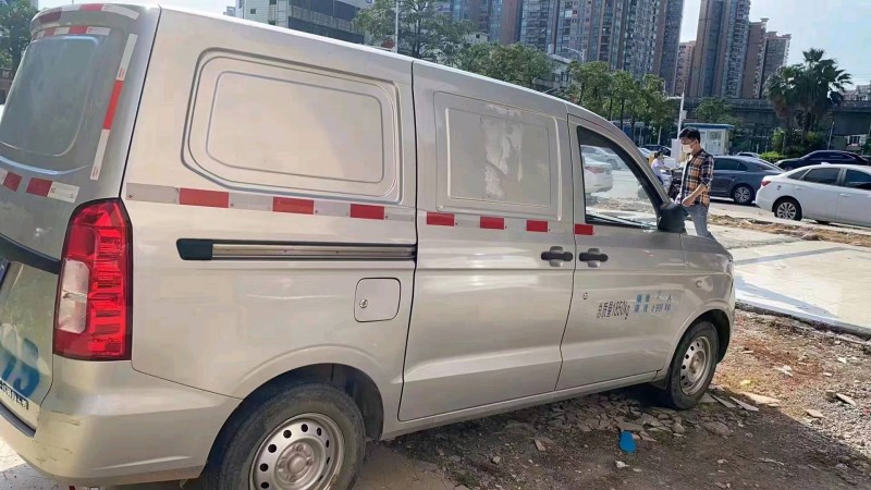長沙20年五菱汽車榮光V3