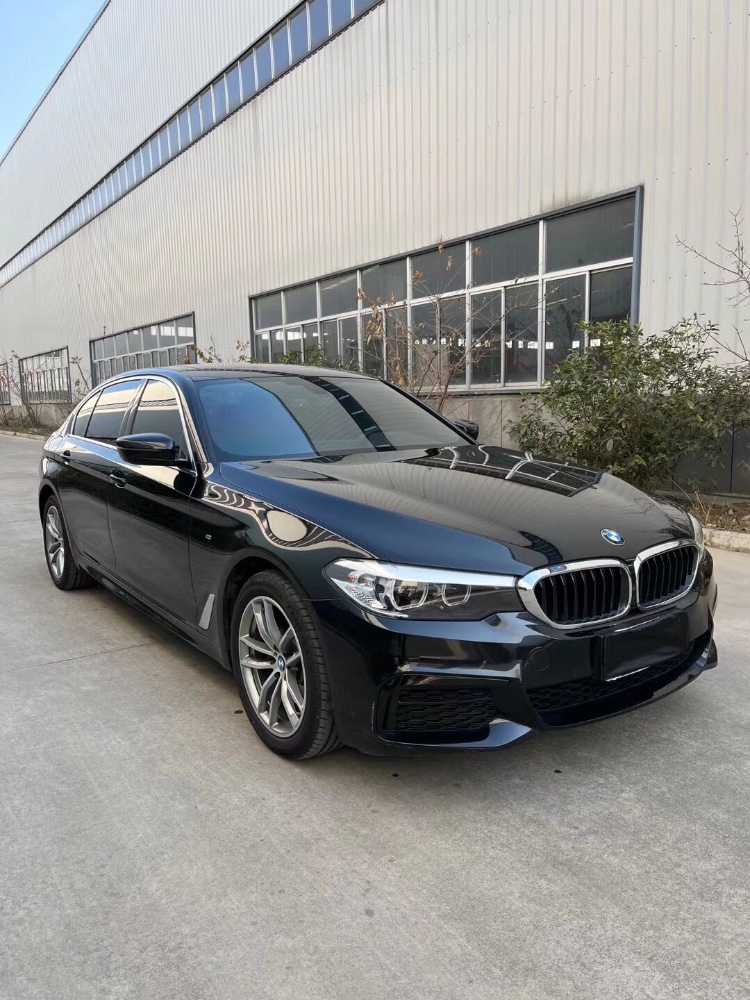 徐州20年宝马5系8