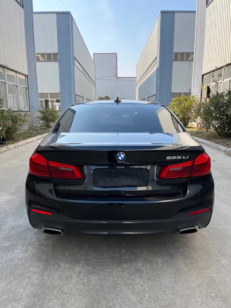 徐州20年宝马5系6