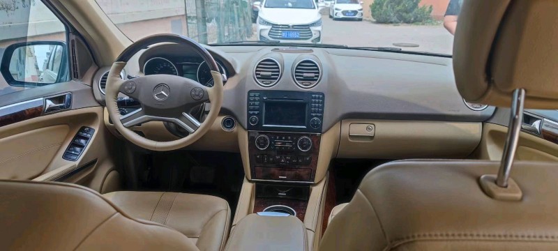 烟台10年奔驰ML5