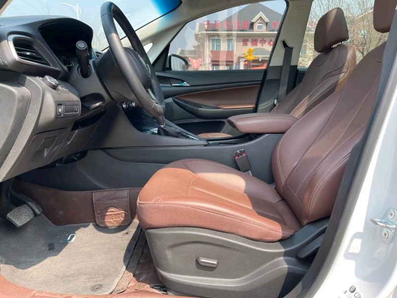 青岛20年别克GL61