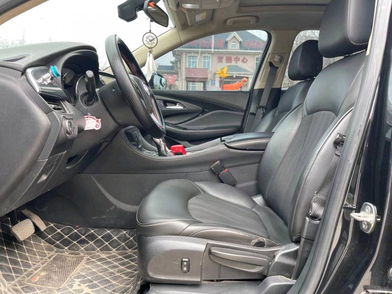 青岛17年别克昂科威9