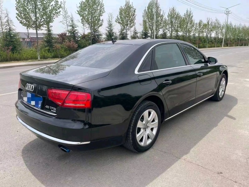 東營13年奧迪A8L5