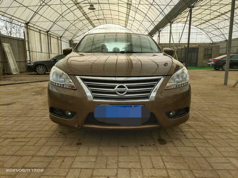 邢台15年日产轩逸1