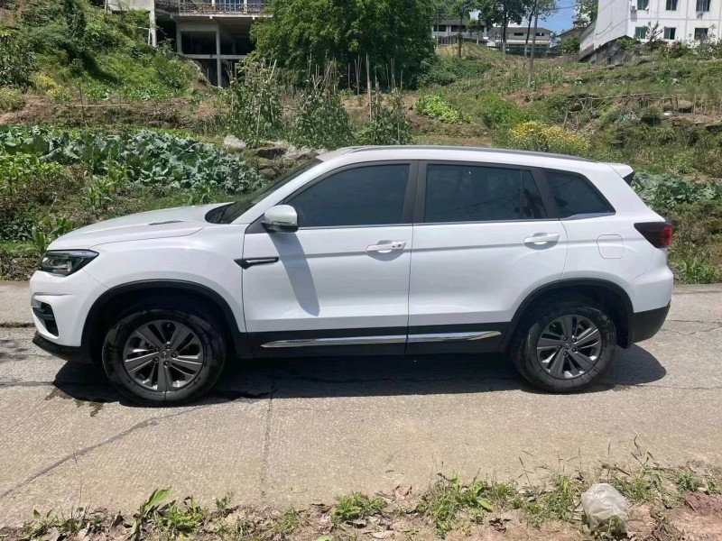 重慶20年長安汽車CS759
