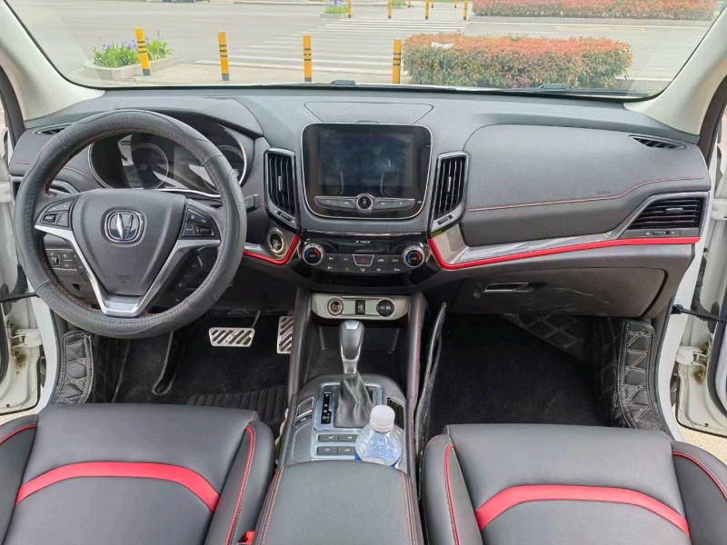 棗莊18年長安汽車CS559