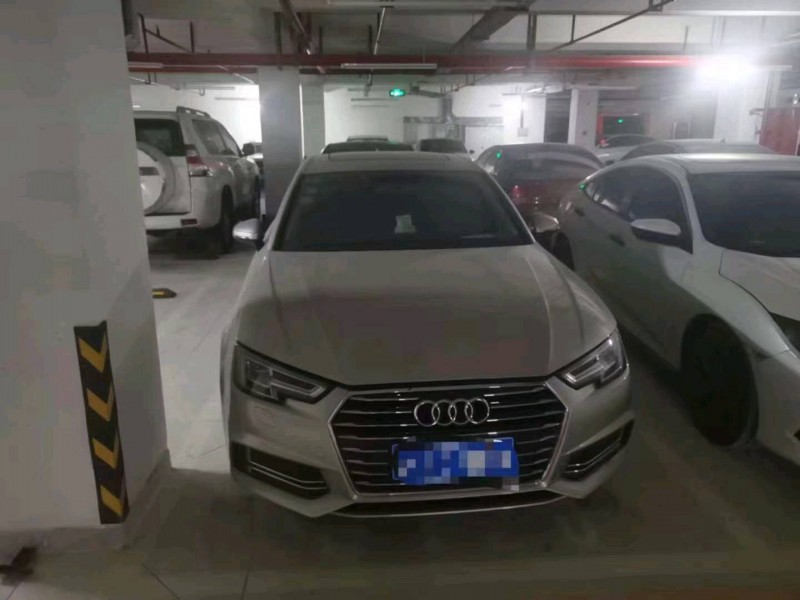 寶雞19年奧迪A4L1