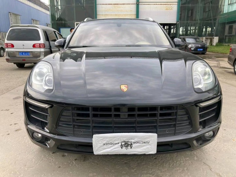 沈陽14年保時捷Macan1