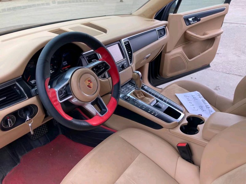 沈陽14年保時捷Macan9