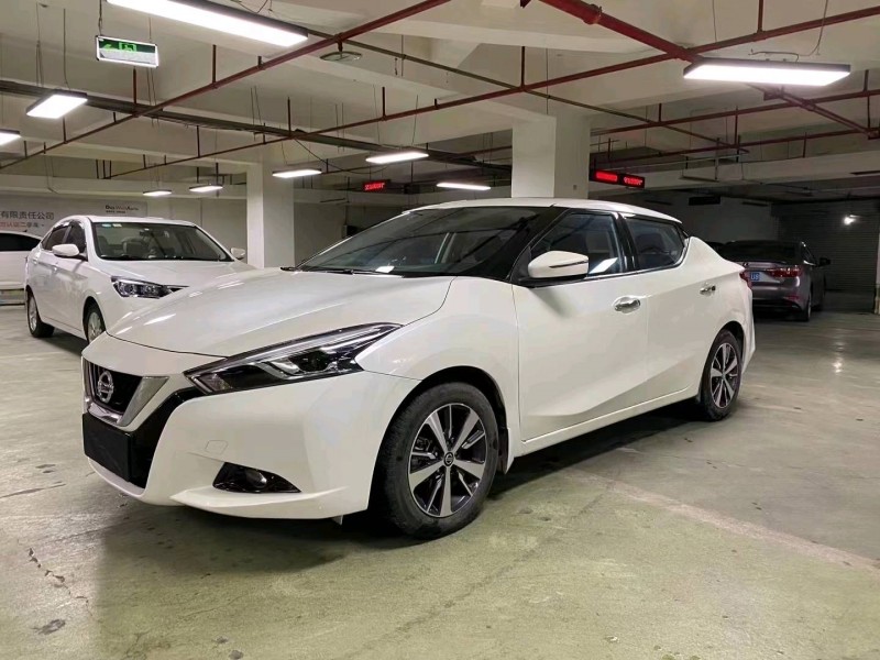 成都16年日產藍鳥8