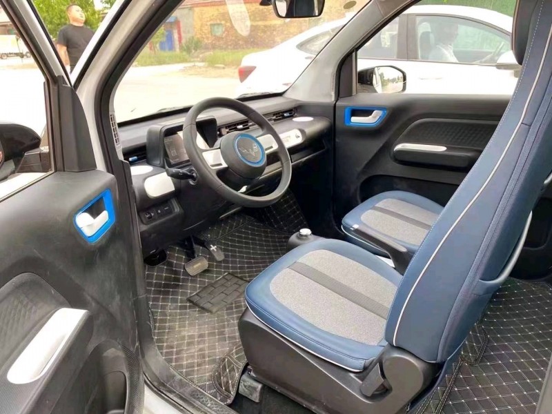 开封22年五菱汽车MINIEV马卡龙2