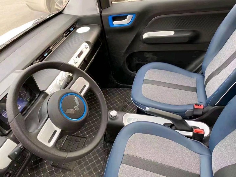 开封22年五菱汽车MINIEV马卡龙3