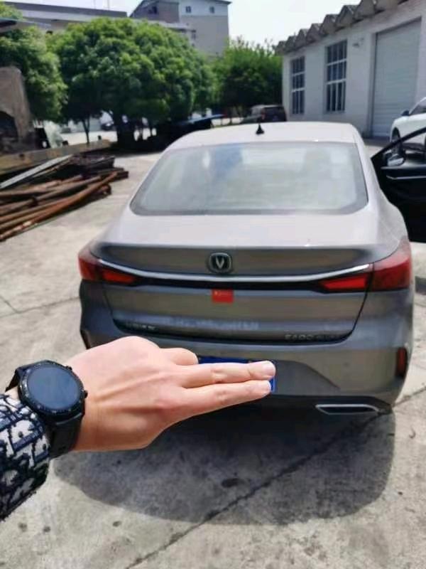 重慶20年長安汽車逸動6