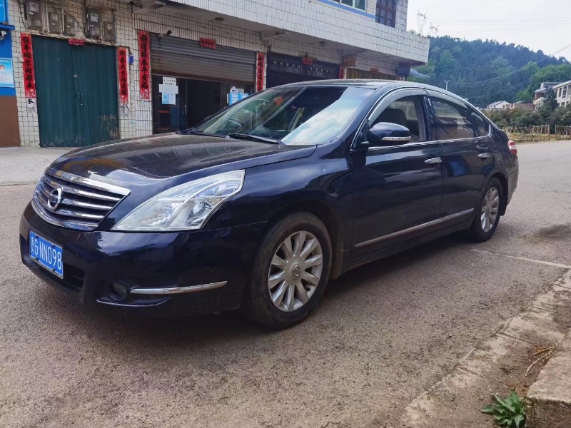 黔西南10年日產天籟3