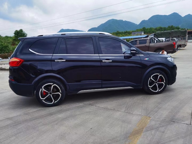 黔西南17年SWM斯威汽車X77