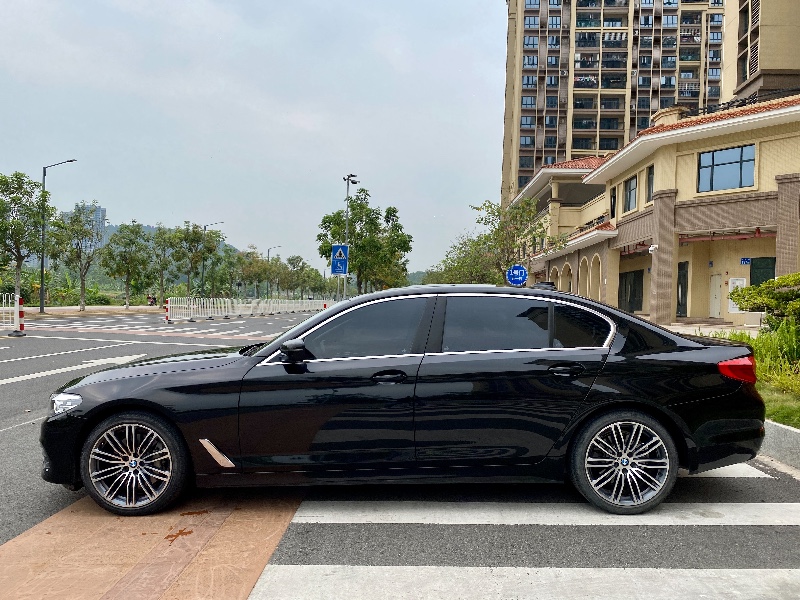 广州17年宝马5系6