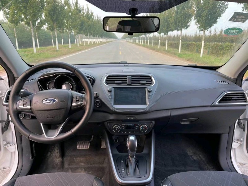 徐州19年福特福睿斯3