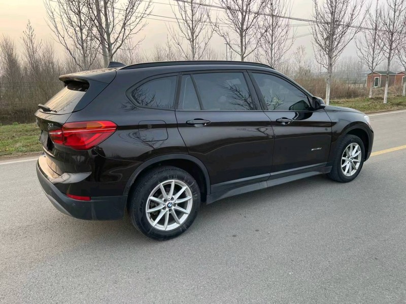 徐州17年宝马X12