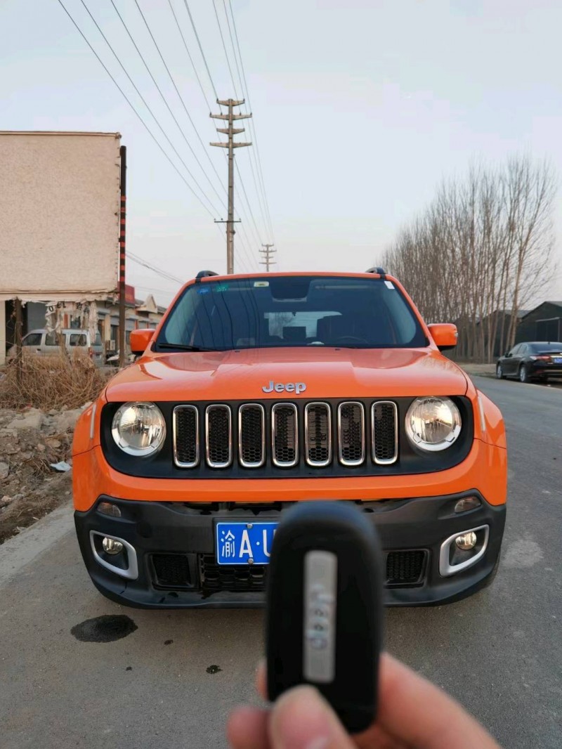 滄州17年Jeep自由俠1