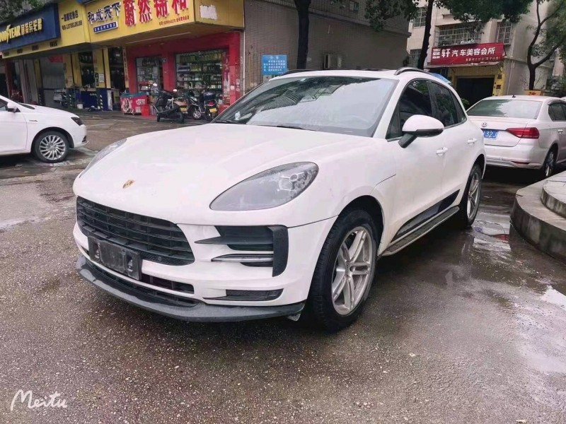 邵陽19年保時捷Macan1