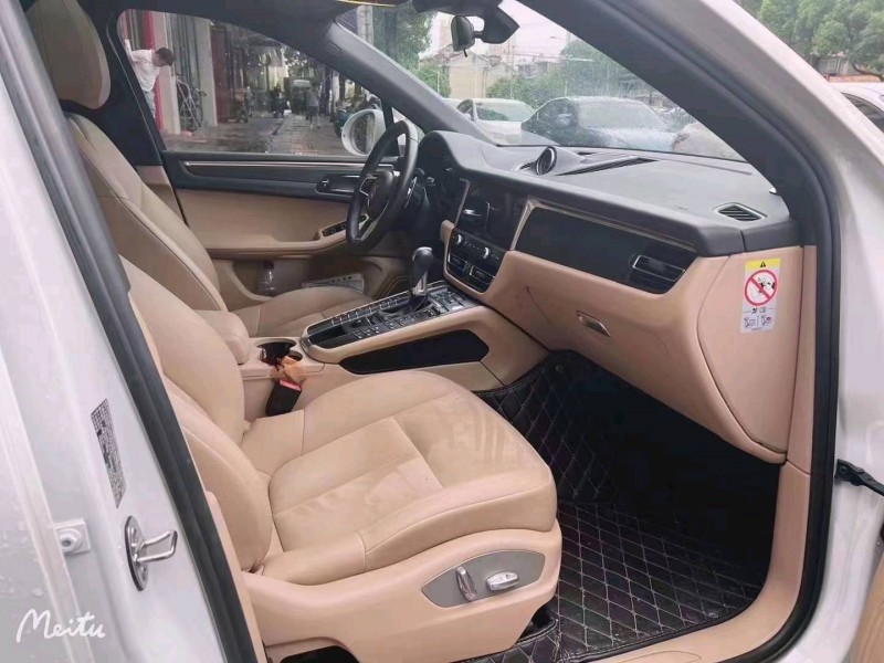 邵陽19年保時捷Macan3
