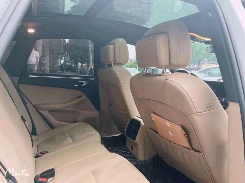 邵陽19年保時捷Macan4