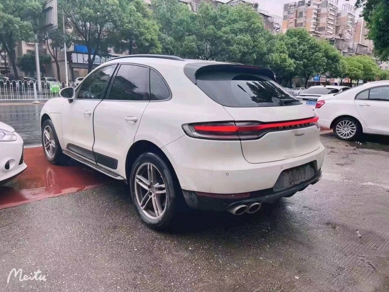 邵陽19年保時捷Macan8