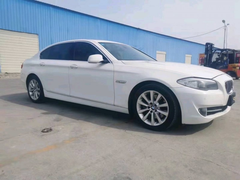 北京13年宝马5系3