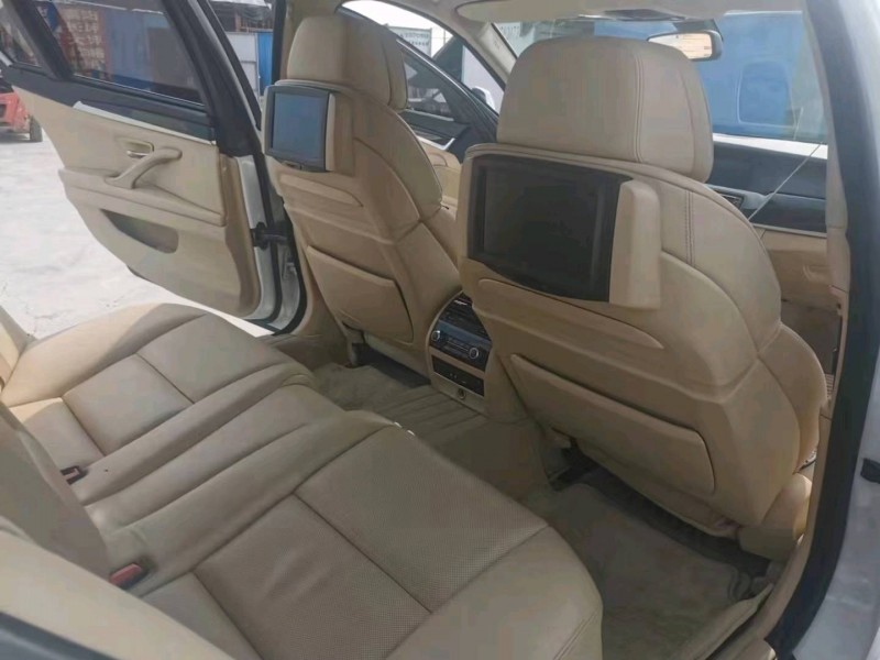 北京13年宝马5系5