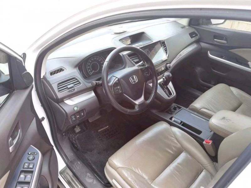 泰安13年本田CR-V4