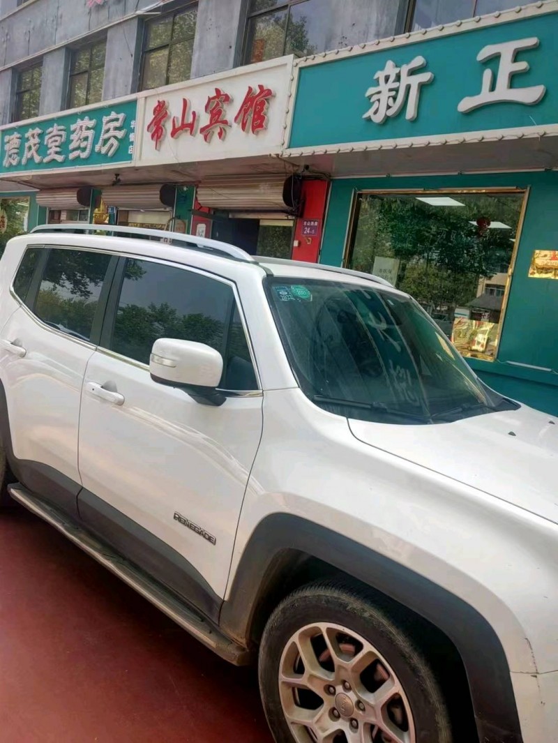 邯鄲16年Jeep自由俠2