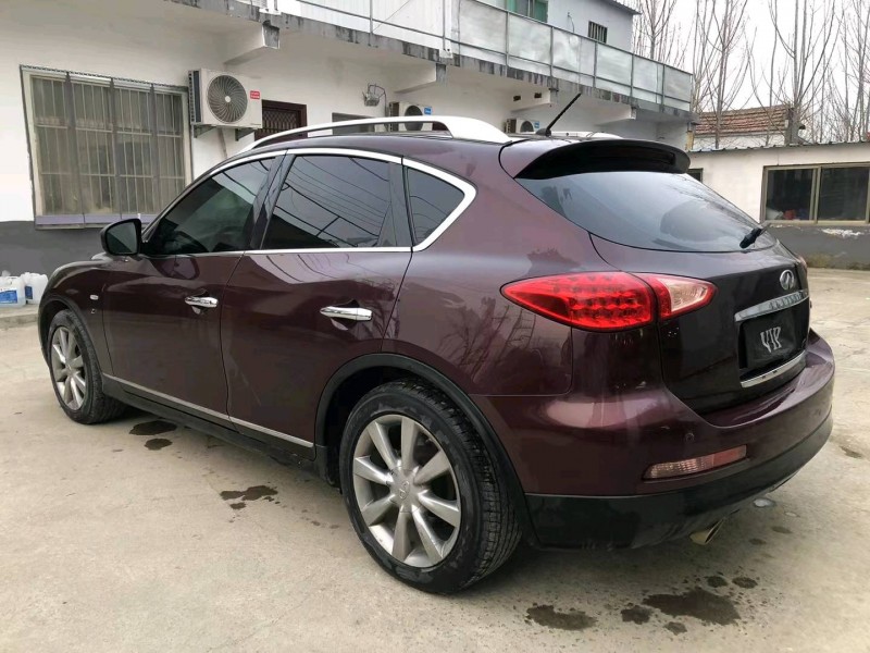 濟寧14年英菲尼迪QX503