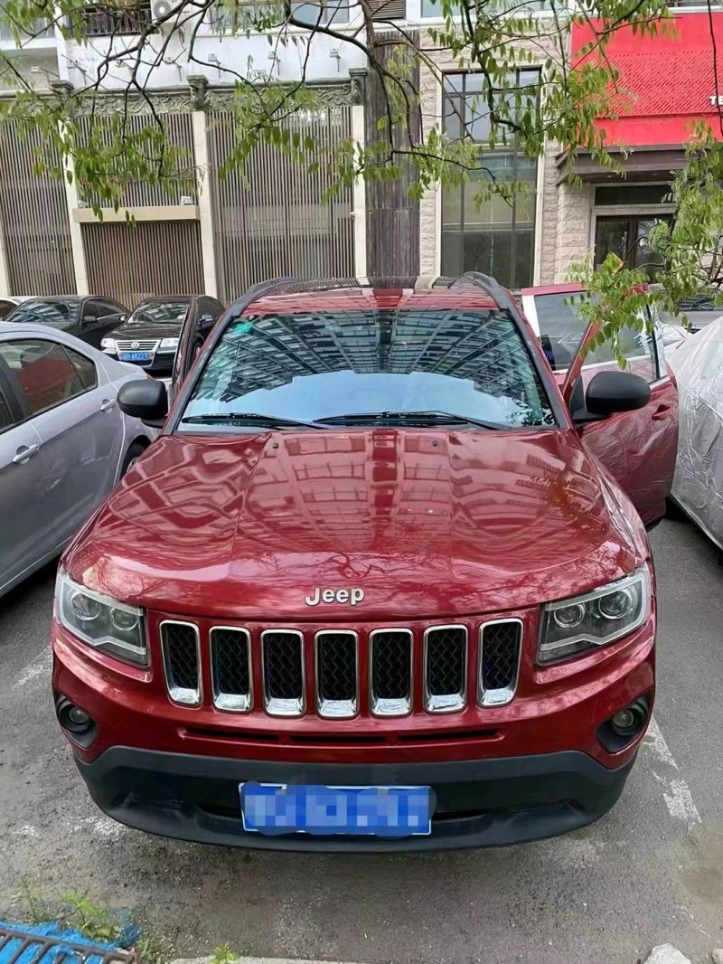 大連12年Jeep指南者1