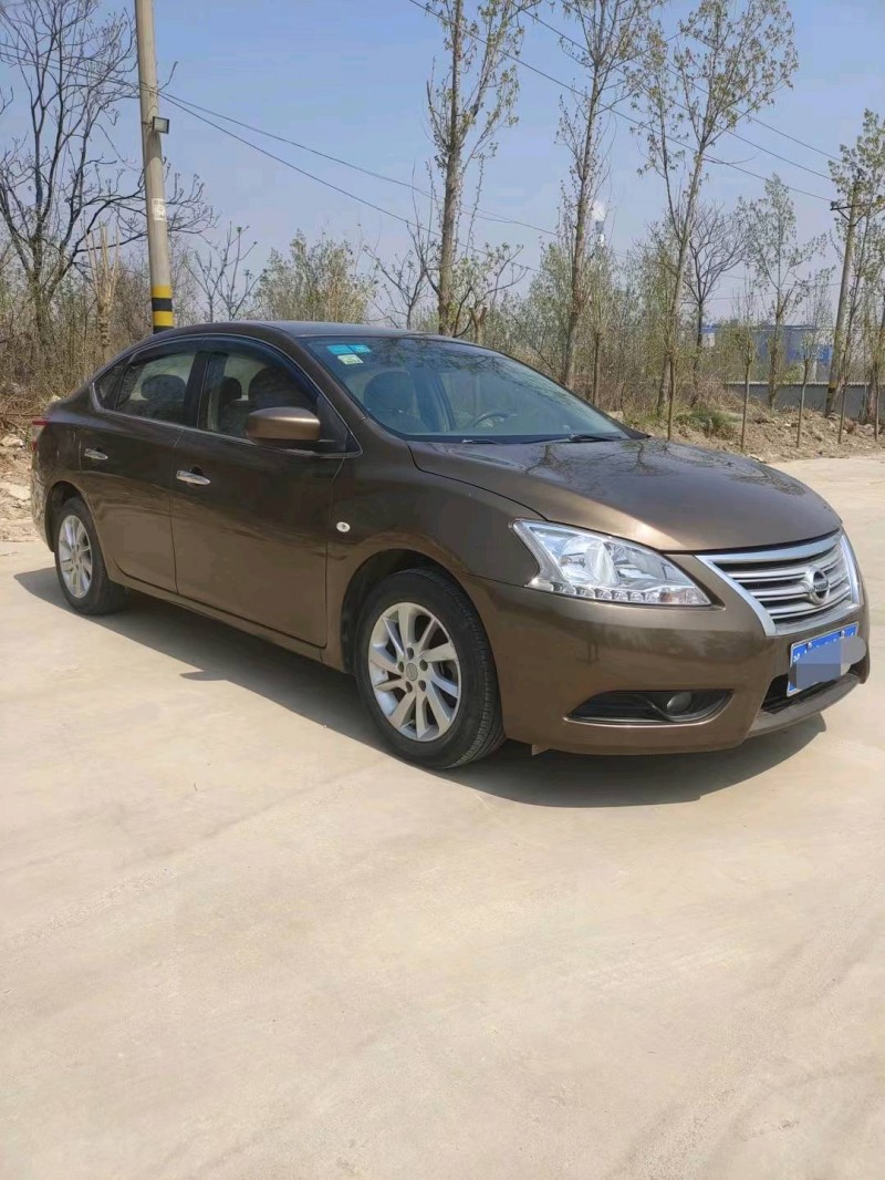 鶴壁15年日產軒逸2