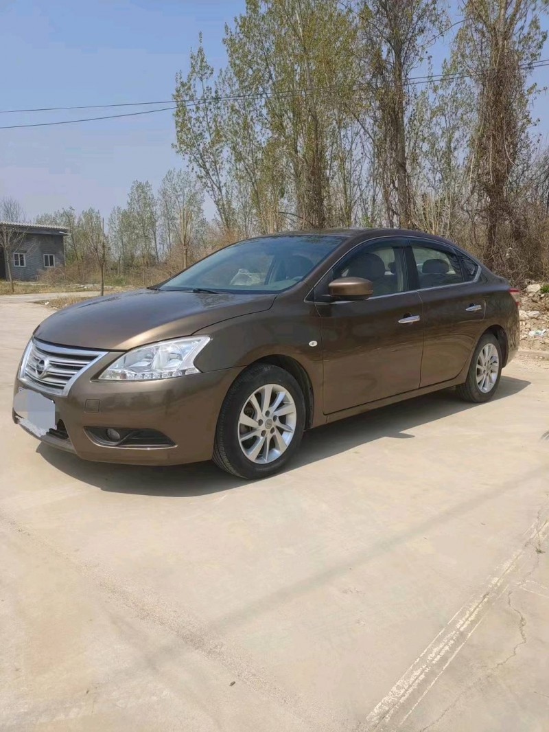 鶴壁15年日產軒逸3
