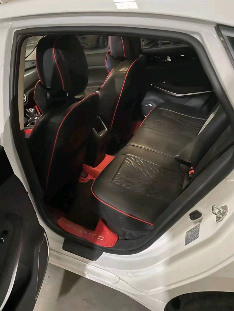 泉州20年長安汽車睿騁3