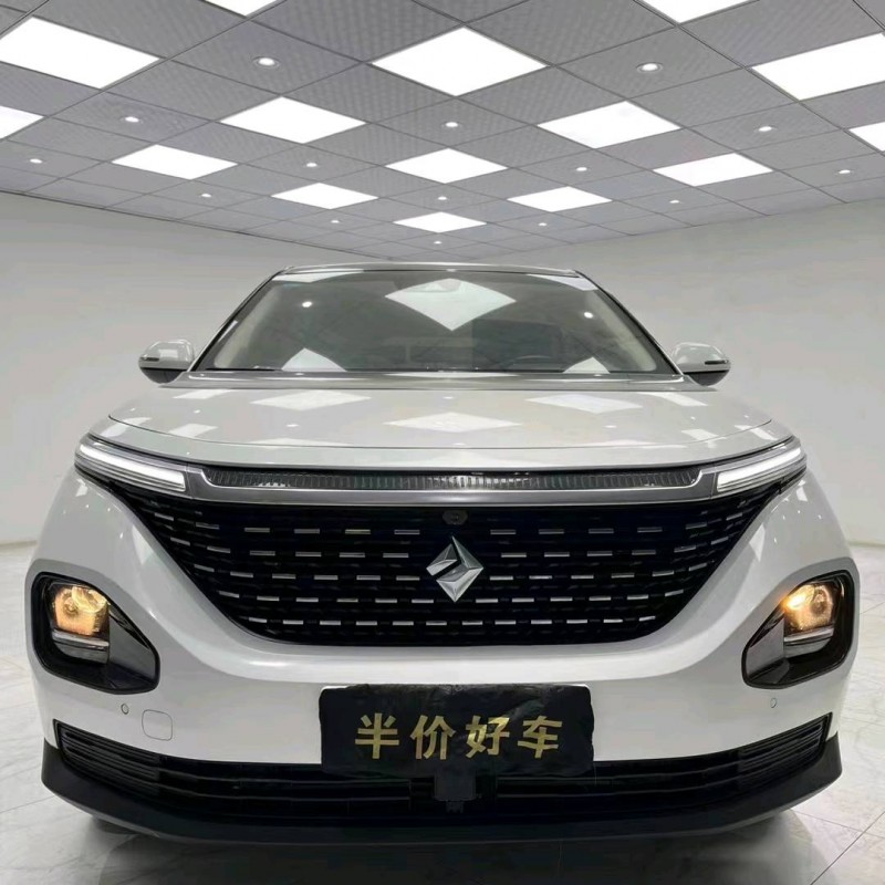 成都19年寶駿rm54