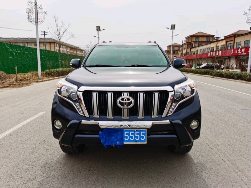 北京13年丰田普拉多9