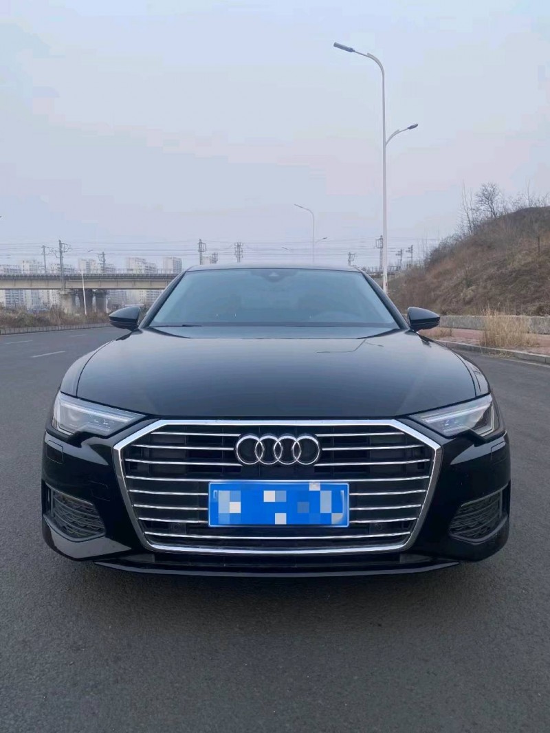 煙臺19年奧迪A6L1