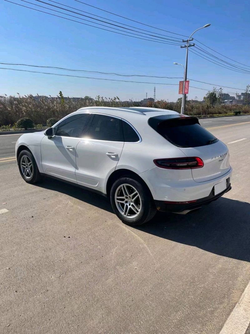 宿遷15年保時捷Macan1
